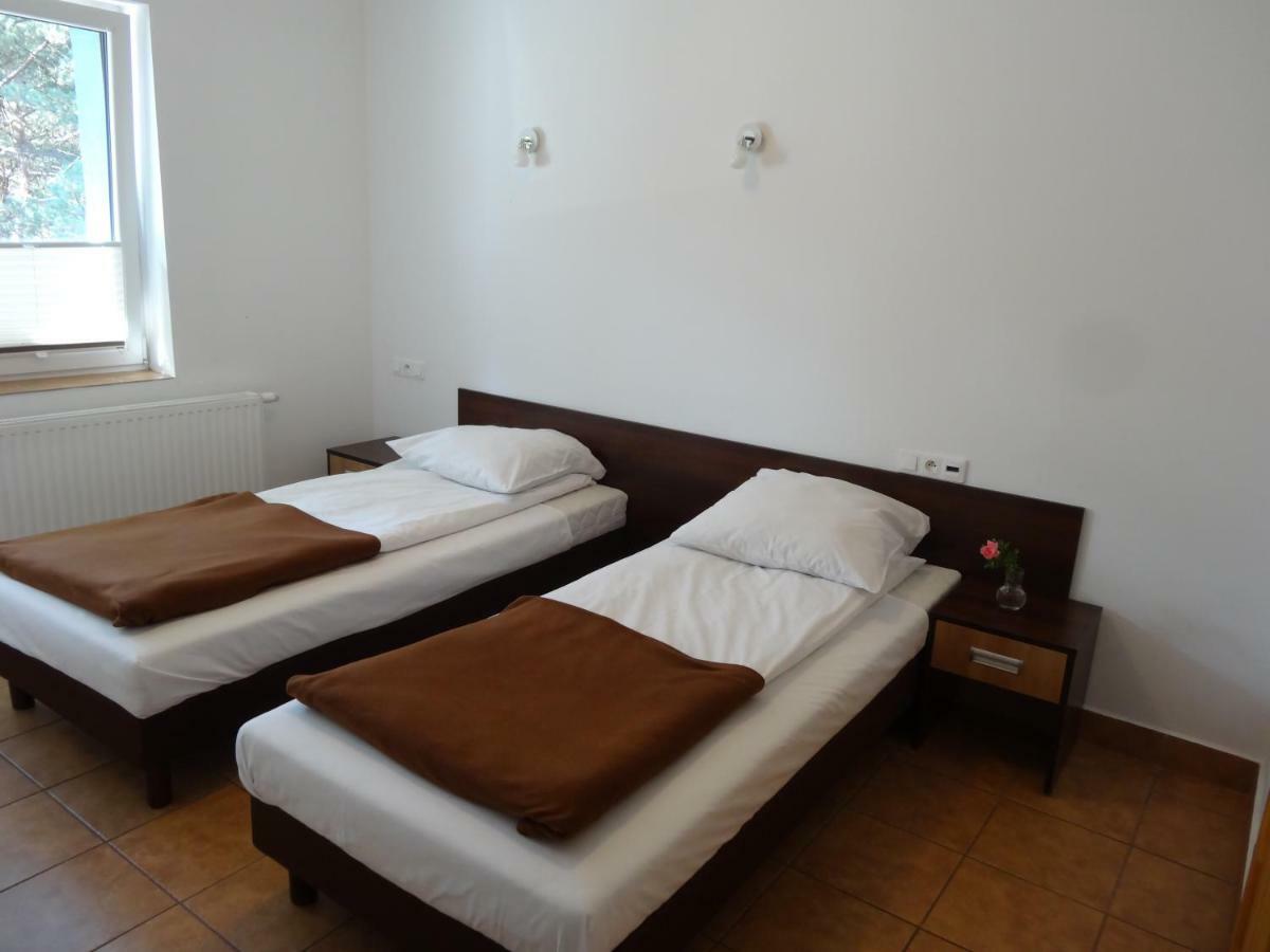 Dom Turysty "Tramp" Hotel Bukowno Buitenkant foto